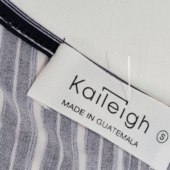 KAILEIGH FOR STITCH FIX Women's Size small navy and white faux wrap mini dress - Picture 3 of 9